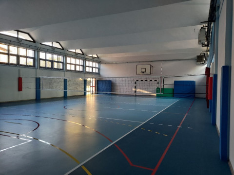 Foto 1 CUP G92C21000170001 Palestra Istituto Fermi